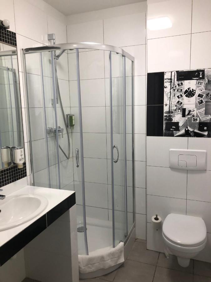 Dom Mlynarza Otel Zukczyn Dış mekan fotoğraf