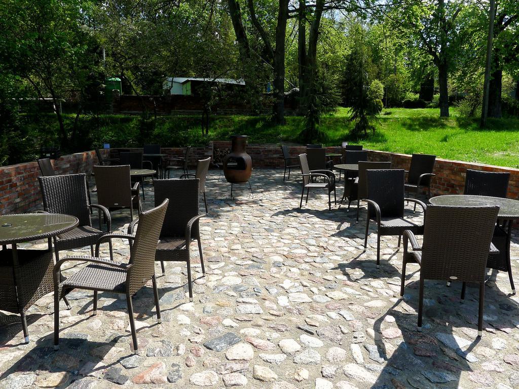 Dom Mlynarza Otel Zukczyn Dış mekan fotoğraf