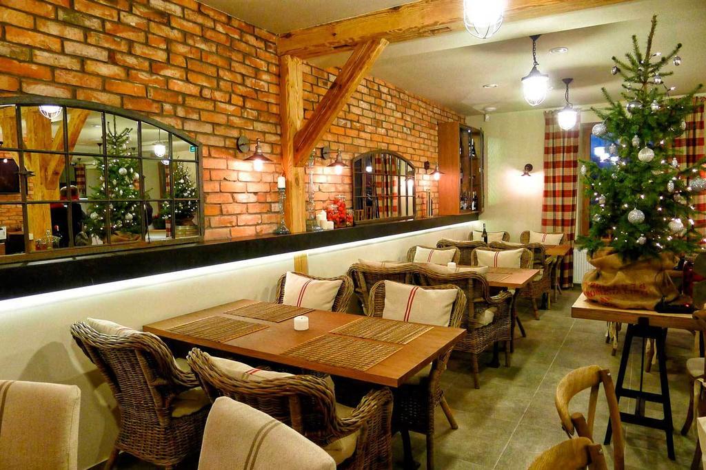 Dom Mlynarza Otel Zukczyn Dış mekan fotoğraf